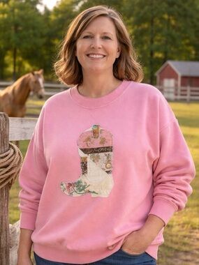 Quilted sweatshirt Quilted shirt XL patchwork western boot sweatshirt Upcycled